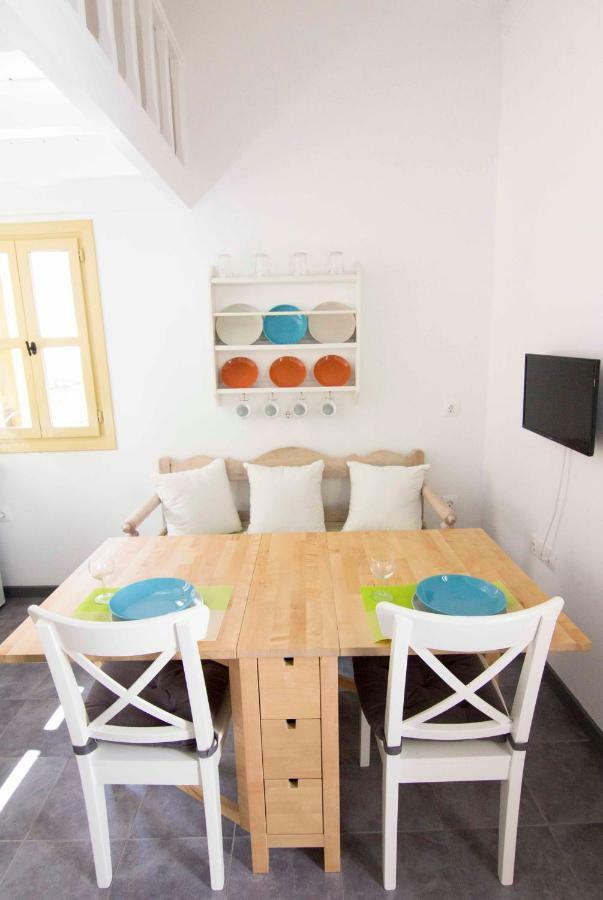 Aegli Apartments Сими Екстериор снимка